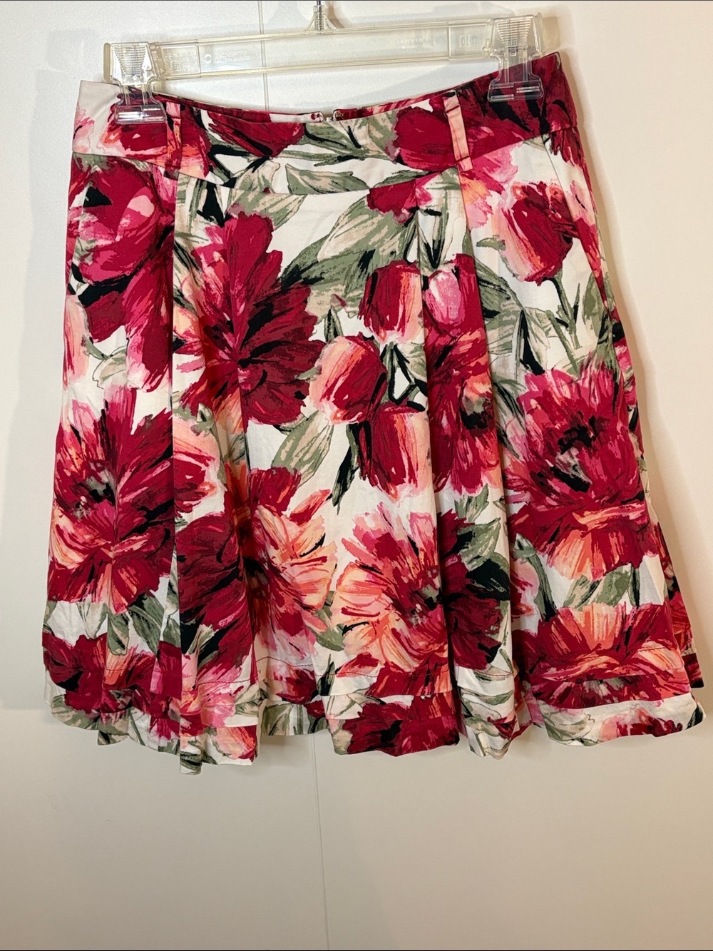 White House Black Market Red Pink Floral A-Line Skirt